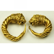 Antik arany oroszlánfejes fülbevaló pár i.e. 4-3. század
